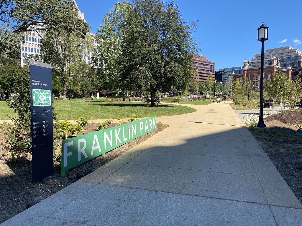 sign of franklin park in washington dc